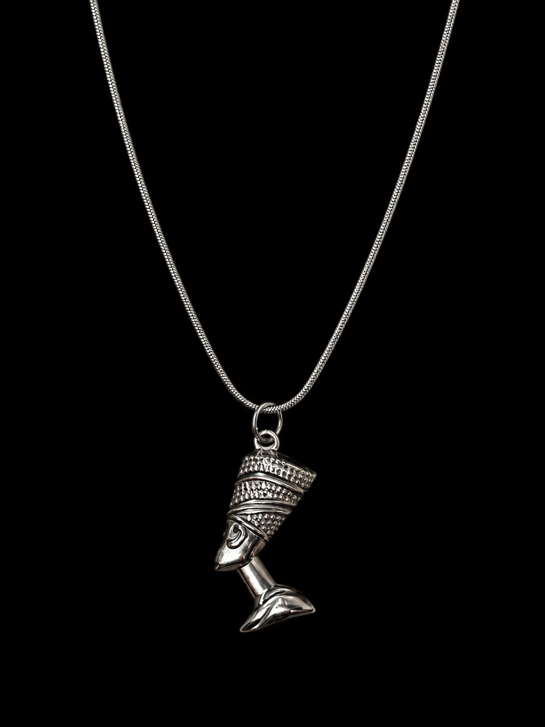 NEFERTITI